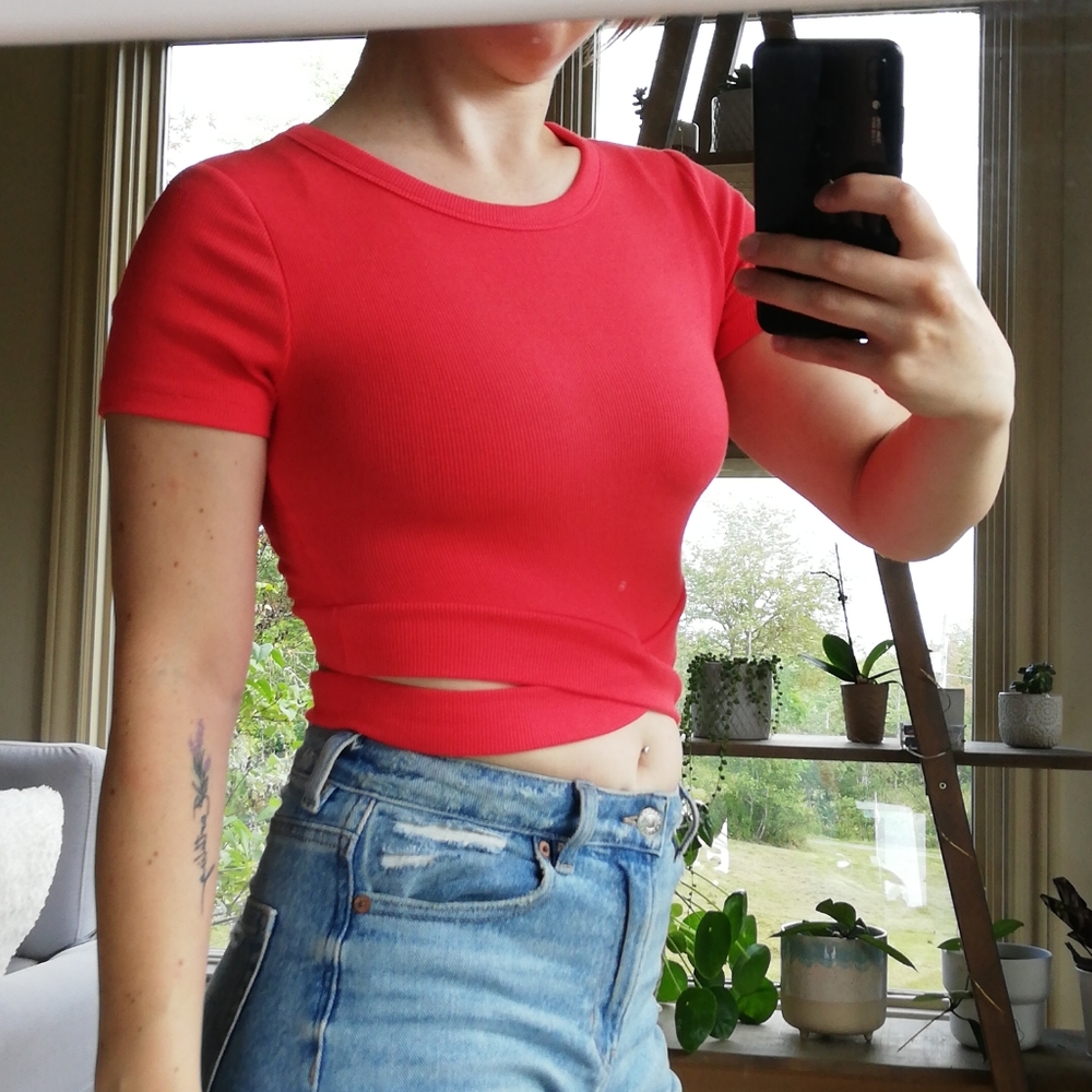 New crop top - wrap detail - Dynamite